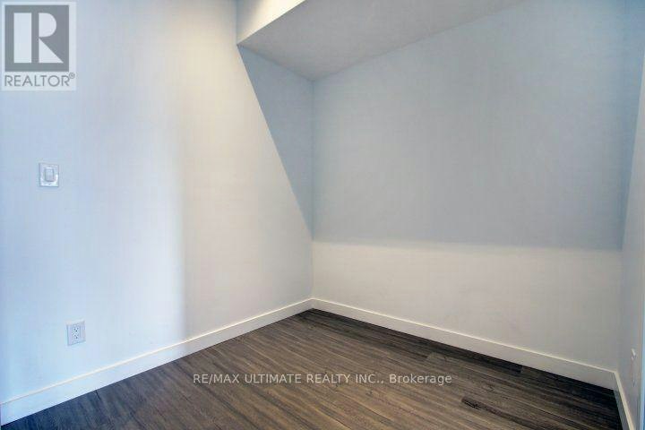 2-492 Danforth Avenue, Toronto, ON, M4K 1P6 - 10