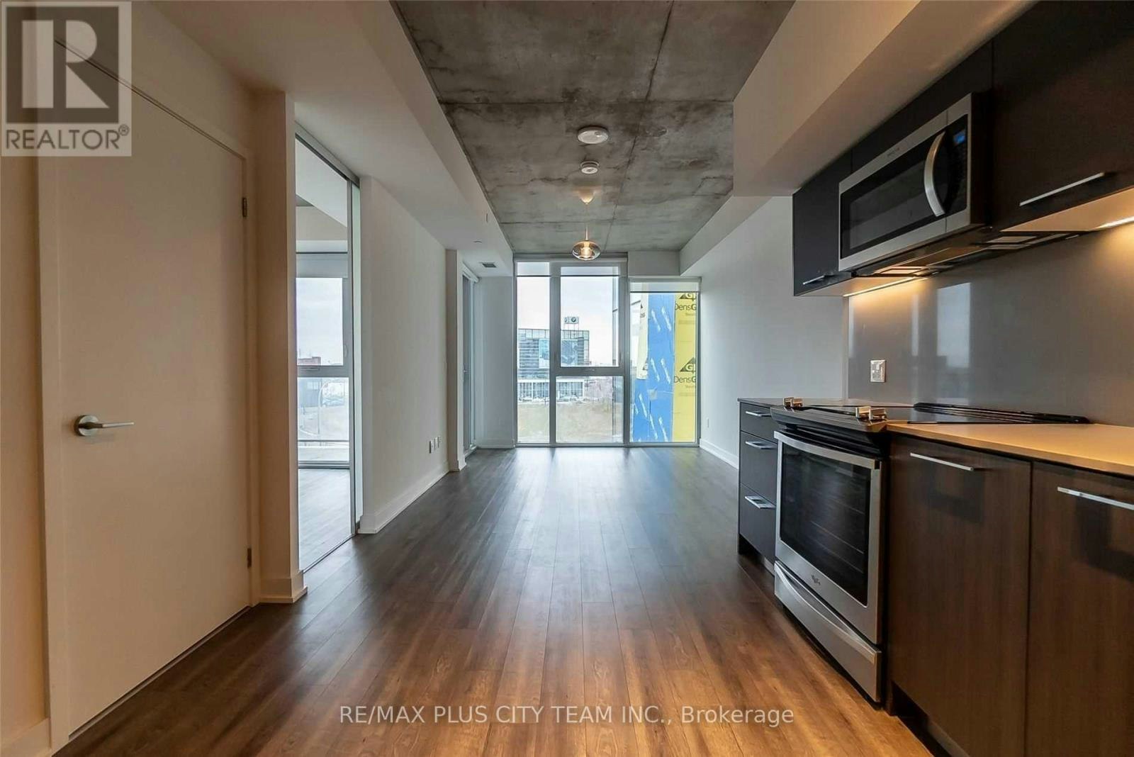 305-15 Baseball Place, Toronto, ON, M4M 0E7 - 7