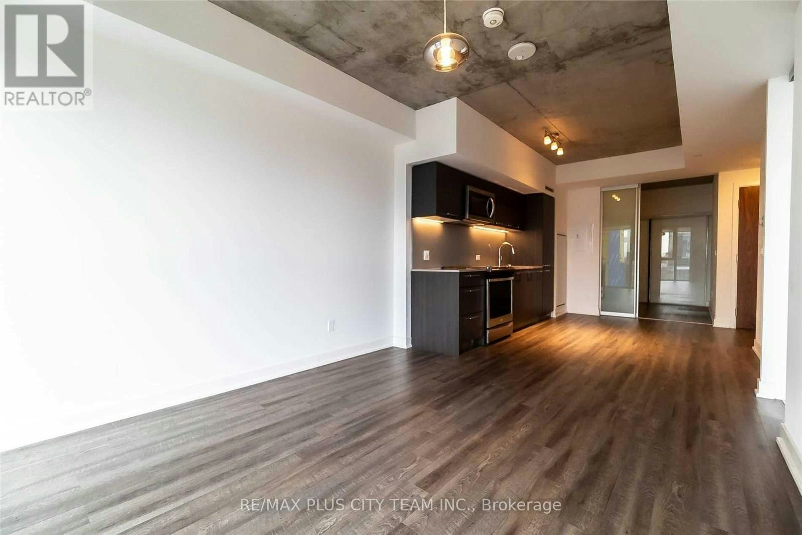 305-15 Baseball Place, Toronto, ON, M4M 0E7 - 5
