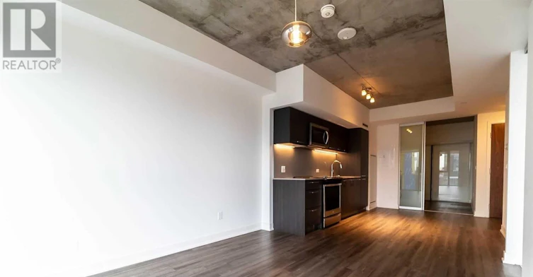 305-15 Baseball Place, Toronto, ON, M4M 0E7 - 5
