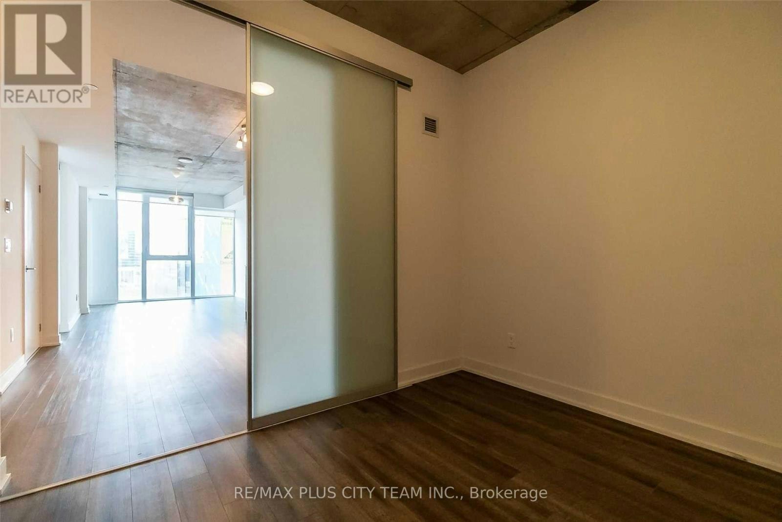 305-15 Baseball Place, Toronto, ON, M4M 0E7 - 17