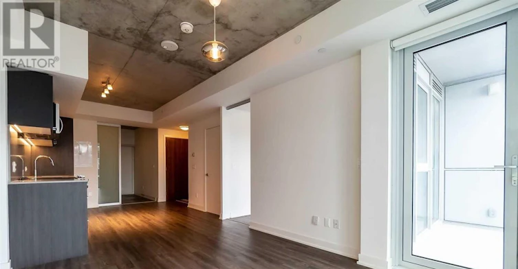 305-15 Baseball Place, Toronto, ON, M4M 0E7 - 3