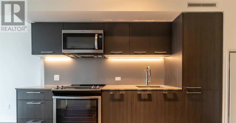 305-15 Baseball Place, Toronto, ON, M4M 0E7 - 8