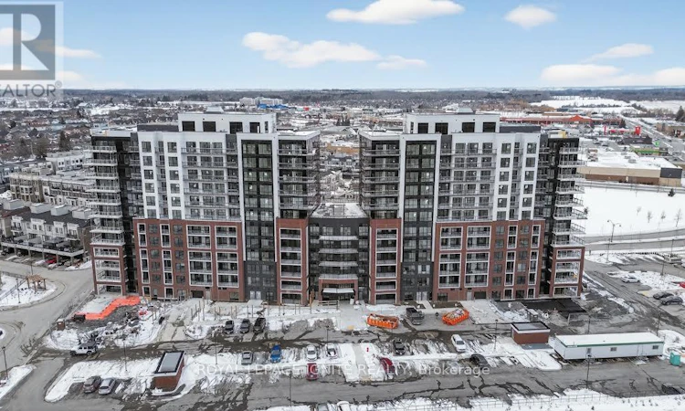 206-51 Clarington Boulevard