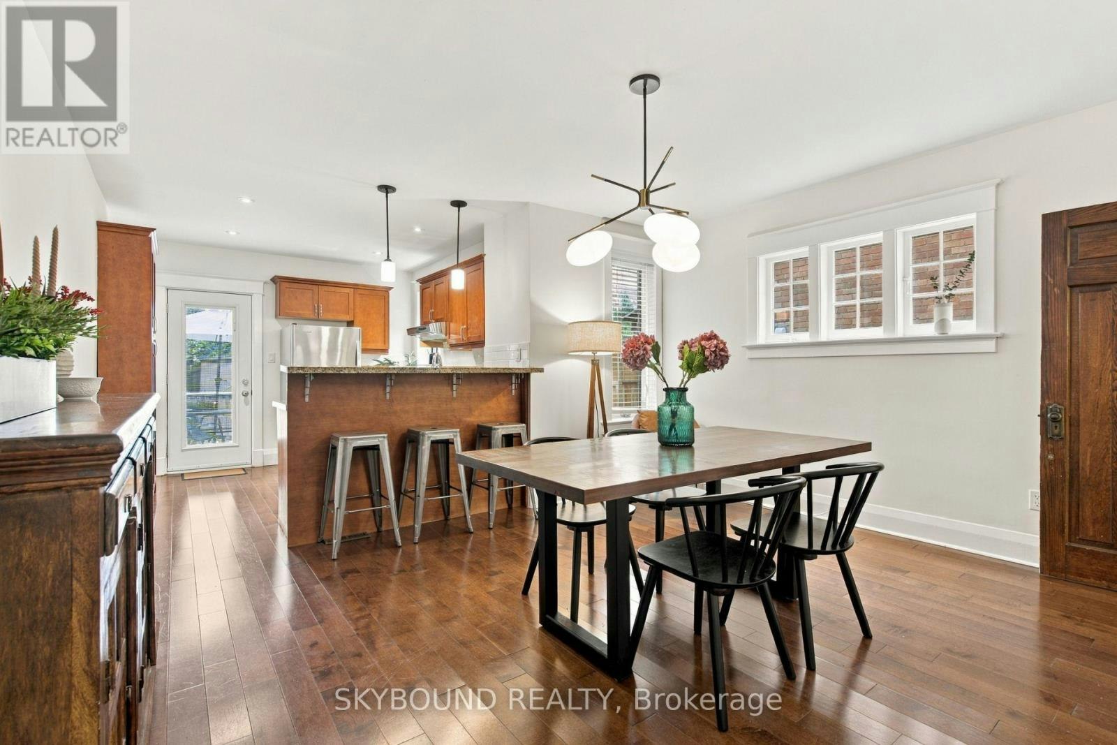45 Westlake Avenue, Toronto, ON, M4C 4P7