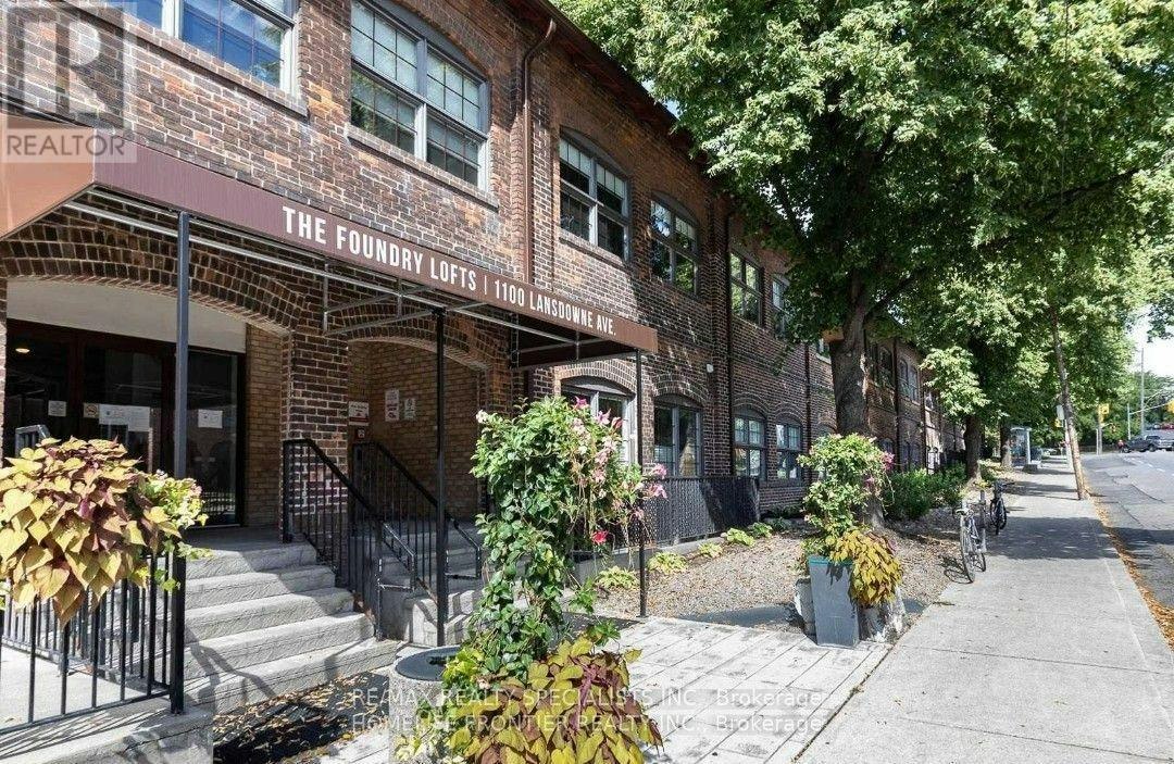 201-1100 Lansdowne Avenue, Toronto, ON, M6H 4K1