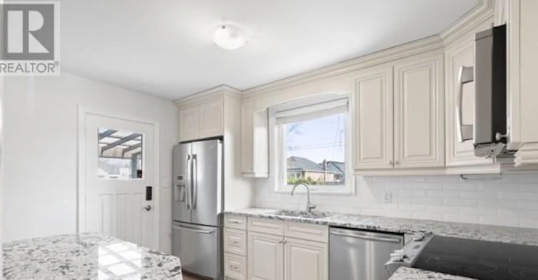 UPPER-2 41st Street EAST, Hamilton, ON, L8T 2Z2 - 16