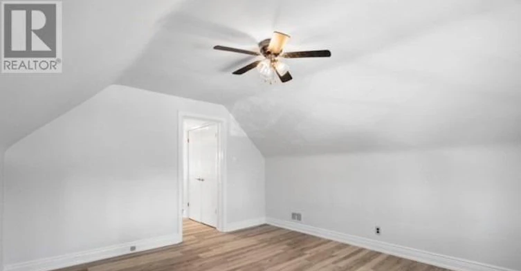 UPPER-2 41st Street EAST, Hamilton, ON, L8T 2Z2 - 22