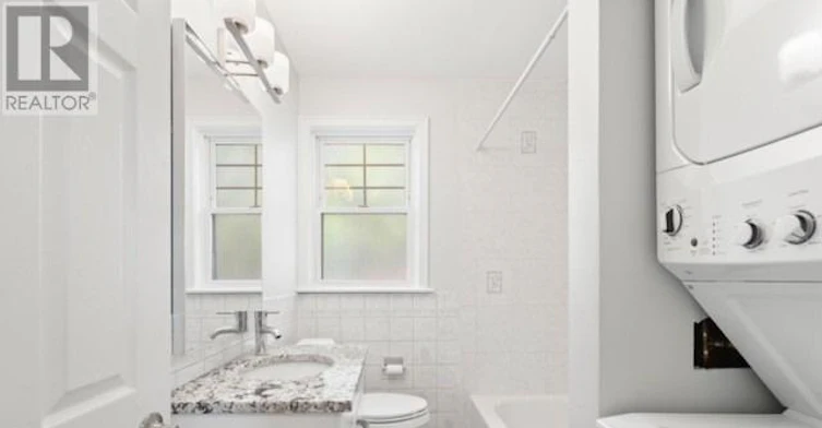 UPPER-2 41st Street EAST, Hamilton, ON, L8T 2Z2 - 10