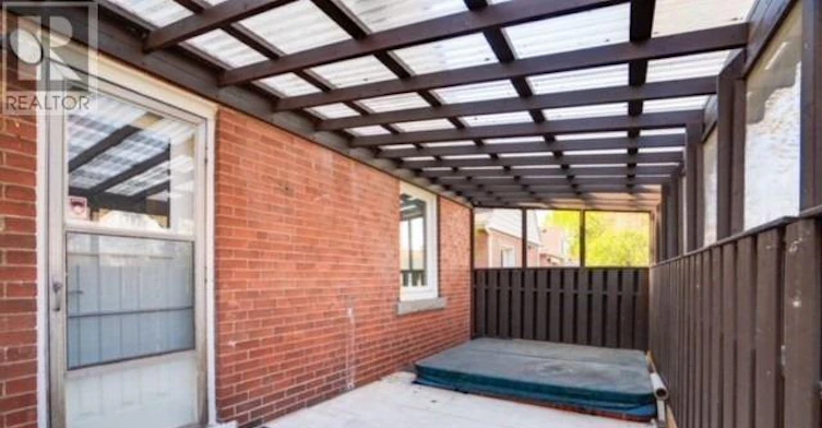 UPPER-2 41st Street EAST, Hamilton, ON, L8T 2Z2 - 24