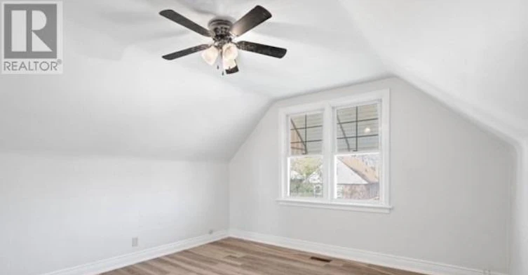 UPPER-2 41st Street EAST, Hamilton, ON, L8T 2Z2 - 17