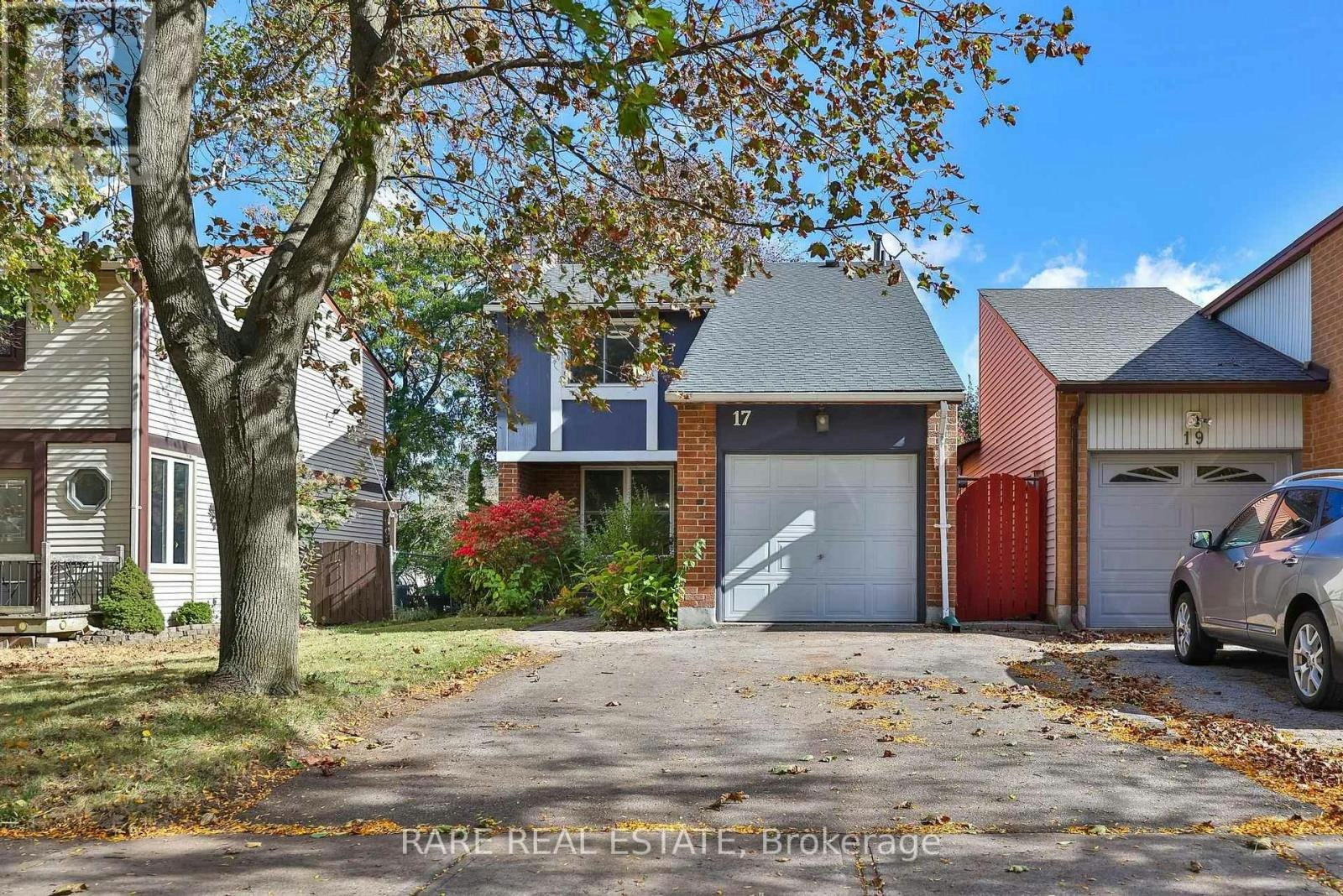 17 Glaceport Avenue, Hamilton, ON, L9H 7E2