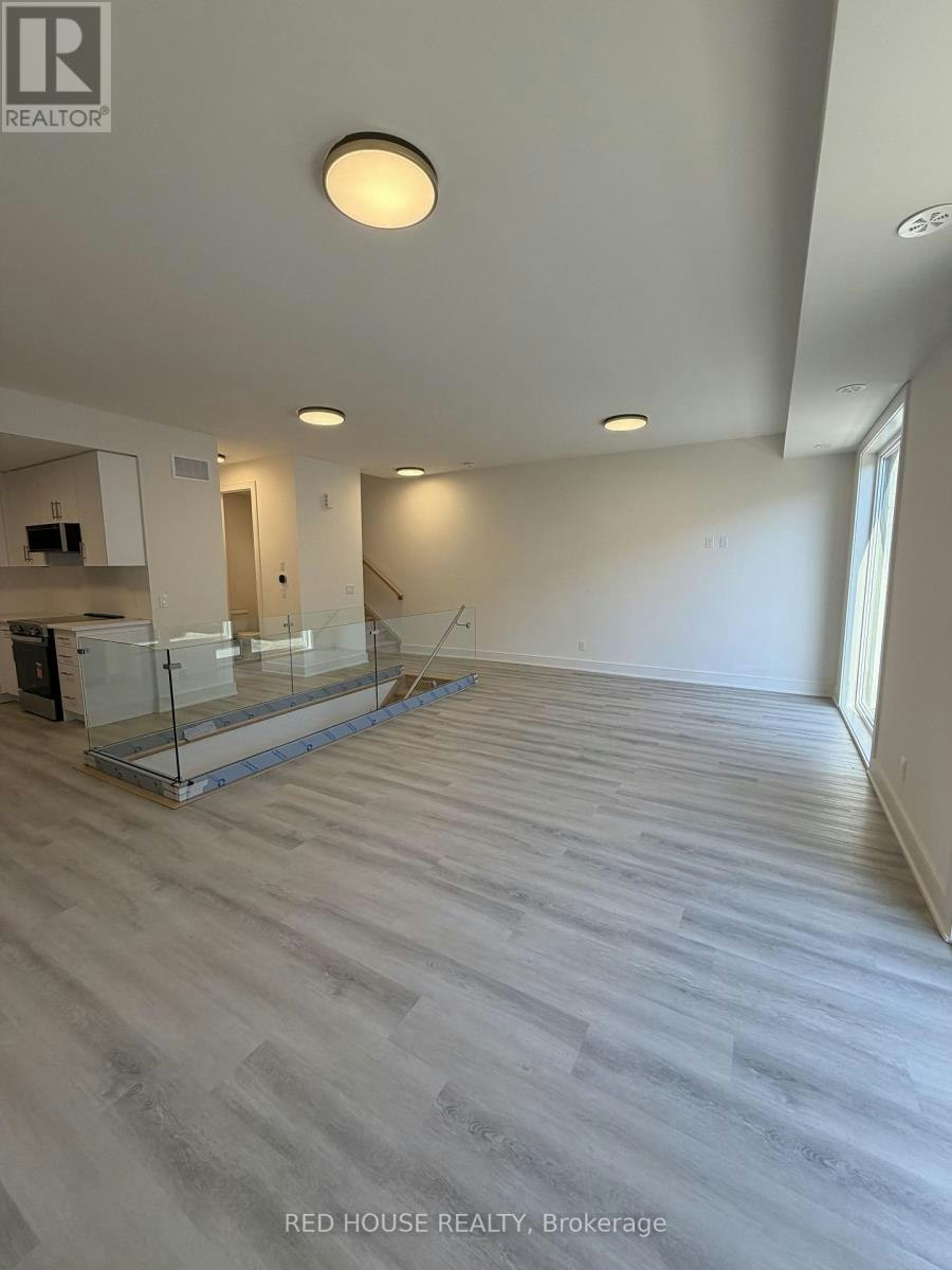 260 Ellis Avenue, St. Catharines, ON, L2P 0G9 - 10