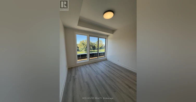 260 Ellis Avenue, St. Catharines, ON, L2P 0G9 - 31