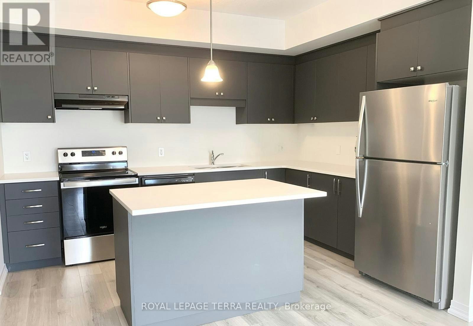 38-261 Woodbine Avenue, Kitchener, ON, N2R 0S7 - 4