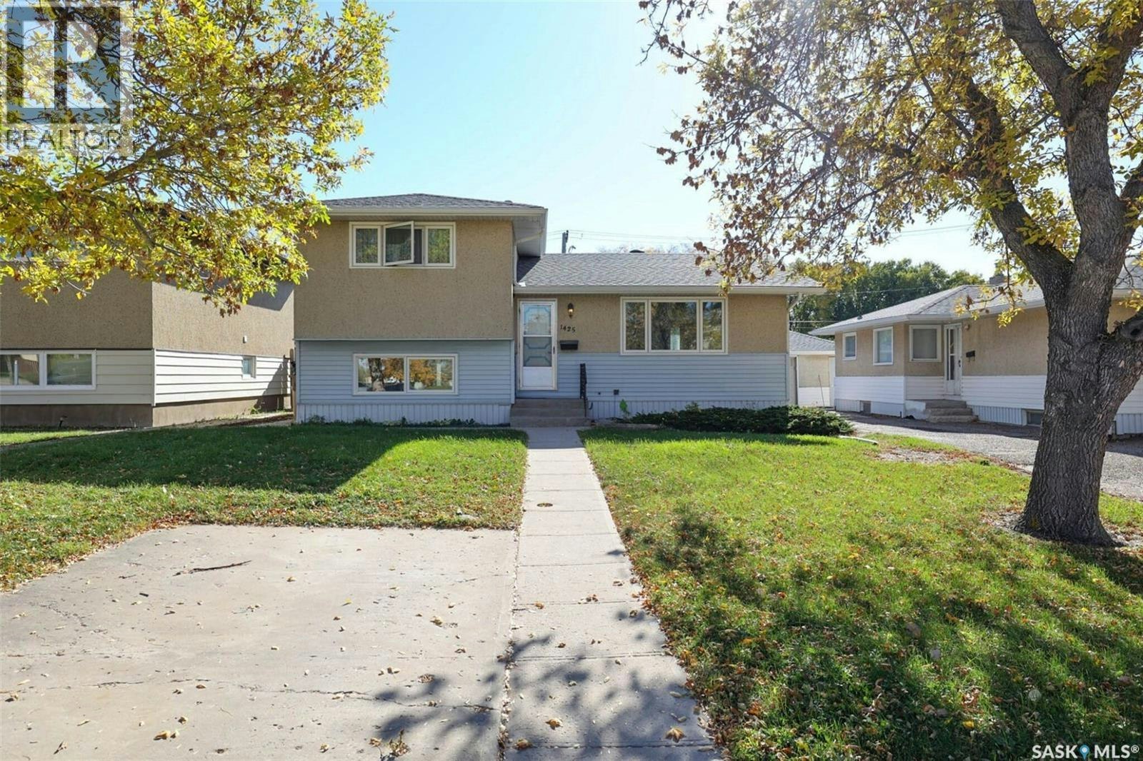 1425 9th Avenue N, Regina, SK, S4R 0E6