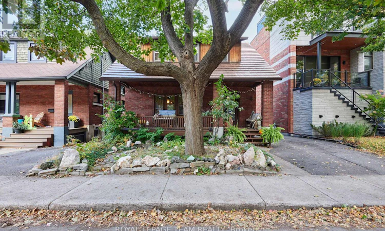 7 Thornton Avenue