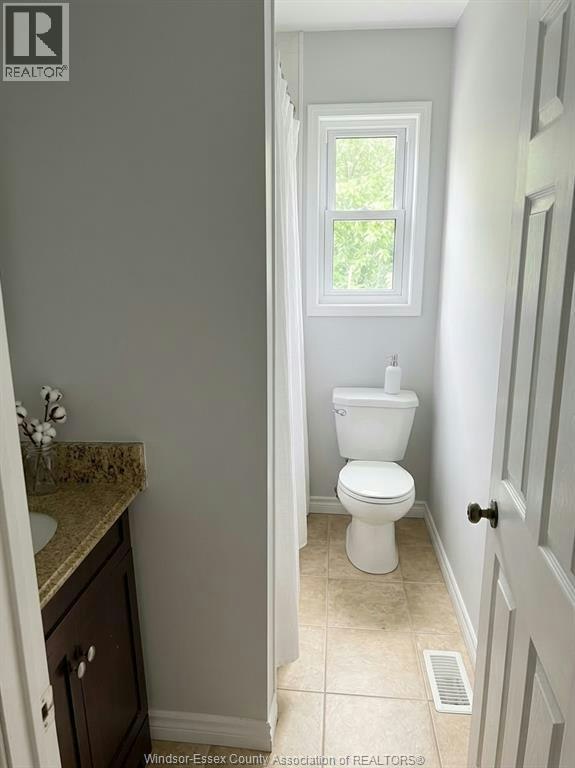 330 Renaud Line Road, Lakeshore, ON, N8L 0J7 - 4