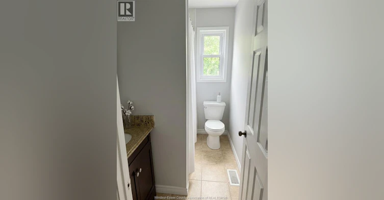 330 Renaud Line Road, Lakeshore, ON, N8L 0J7 - 4