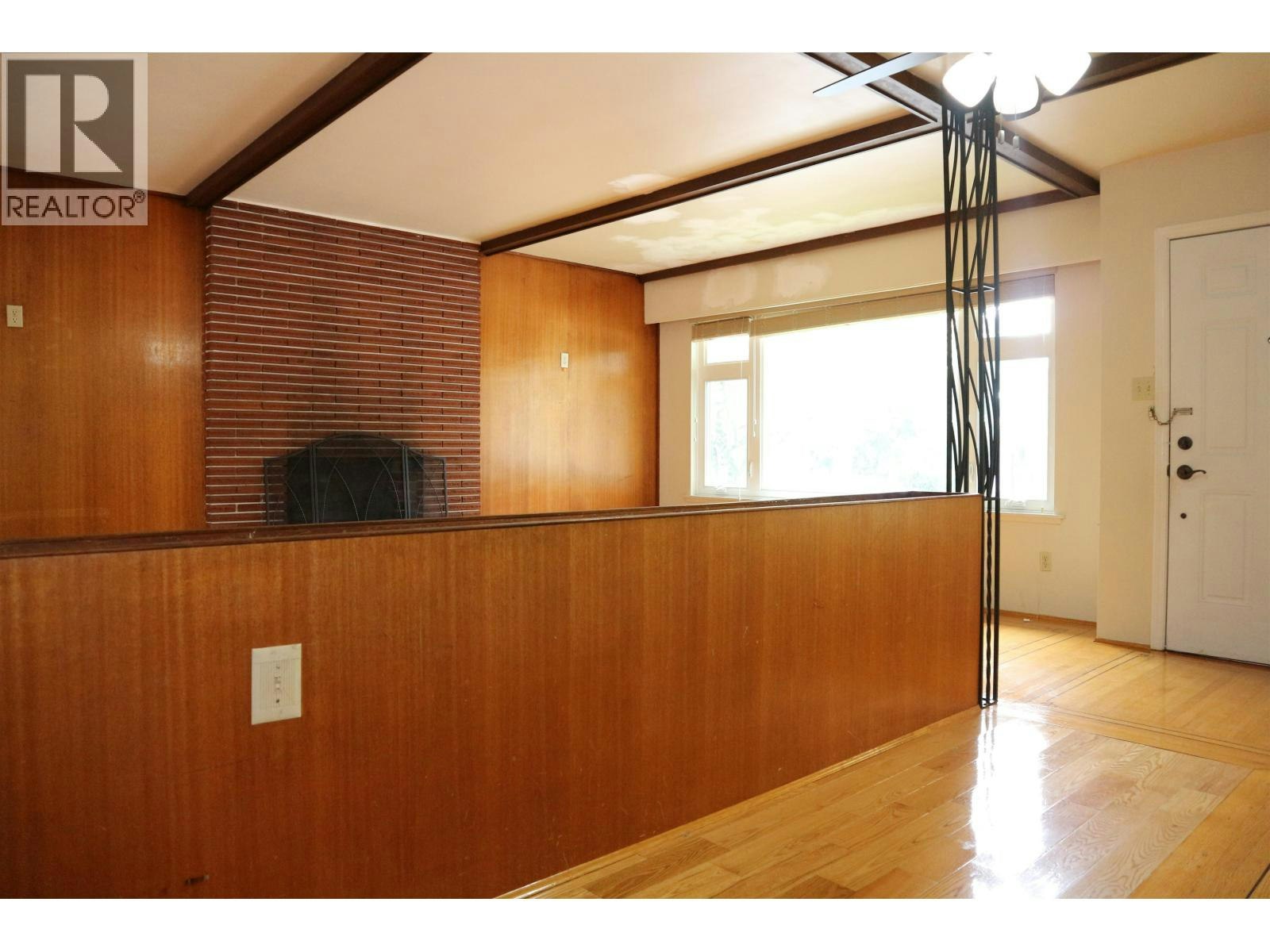 6650 Kerr Street, Vancouver, BC, V5S 3C4 - 2
