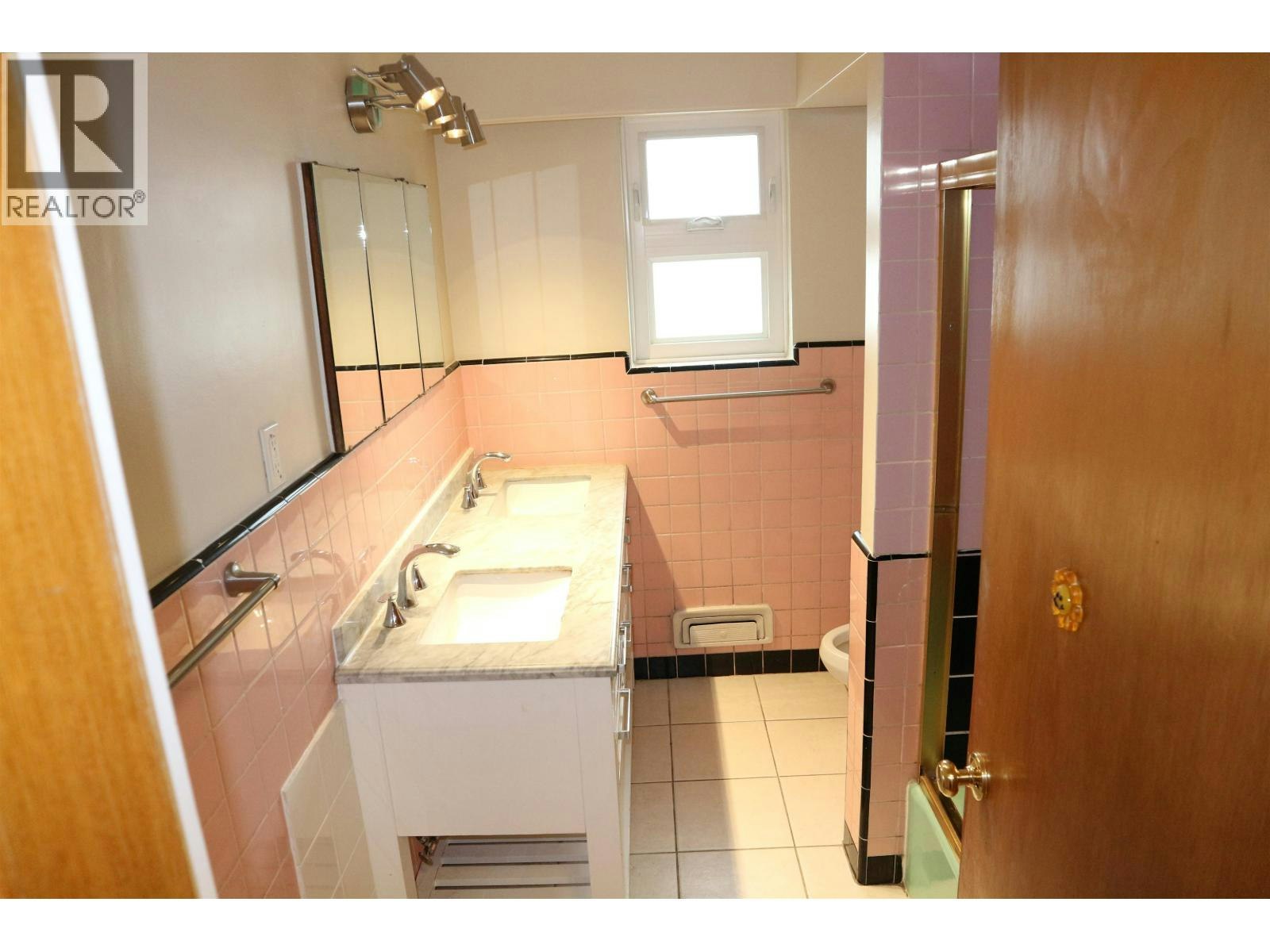 6650 Kerr Street, Vancouver, BC, V5S 3C4 - 8