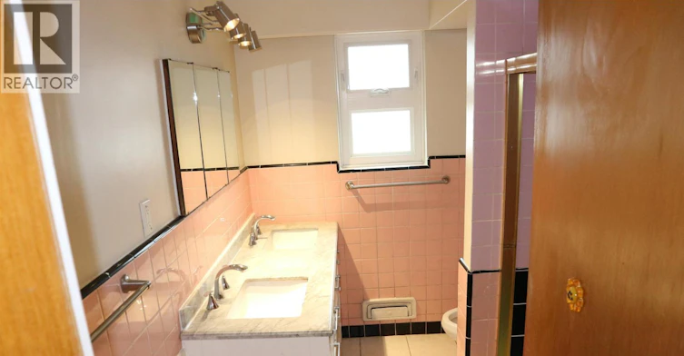 6650 Kerr Street, Vancouver, BC, V5S 3C4 - 8