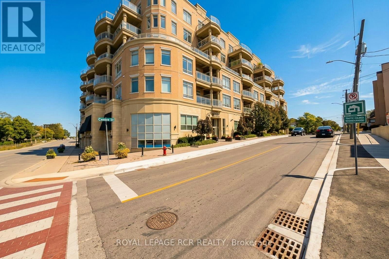 707-15277 Yonge Street, Aurora, ON, L4G 1Y3