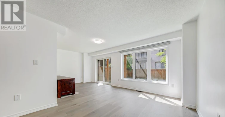 17 Vaudeville Drive, Toronto, ON, M8W 0B4 - 13