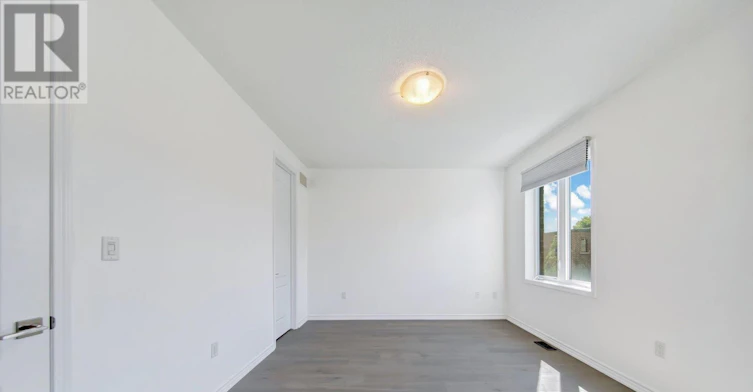 17 Vaudeville Drive, Toronto, ON, M8W 0B4 - 7