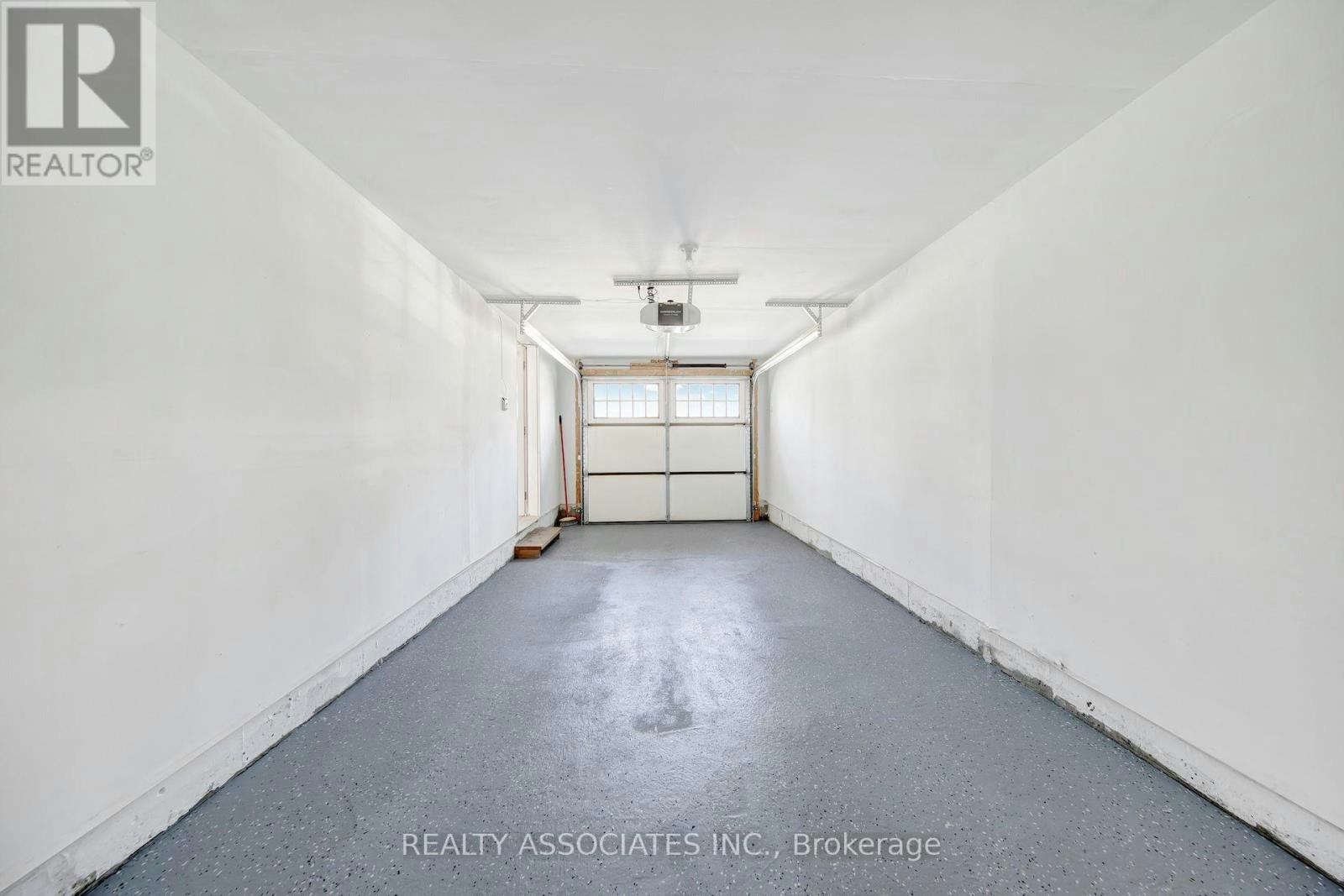 17 Vaudeville Drive, Toronto, ON, M8W 0B4 - 14