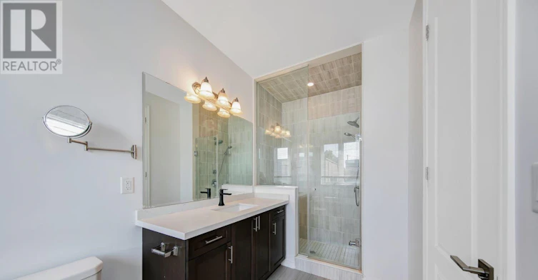 17 Vaudeville Drive, Toronto, ON, M8W 0B4 - 11