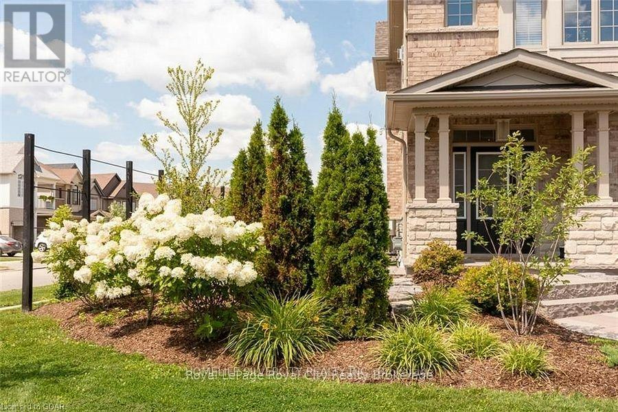 219 Summit Ridge Drive, Guelph, ON, N1E 0L7 - 2