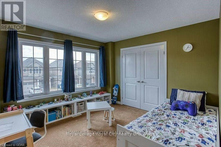 219 Summit Ridge Drive, Guelph, ON, N1E 0L7 - 15