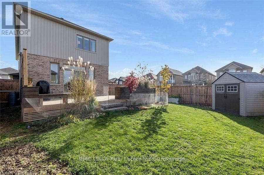 219 Summit Ridge Drive, Guelph, ON, N1E 0L7 - 19
