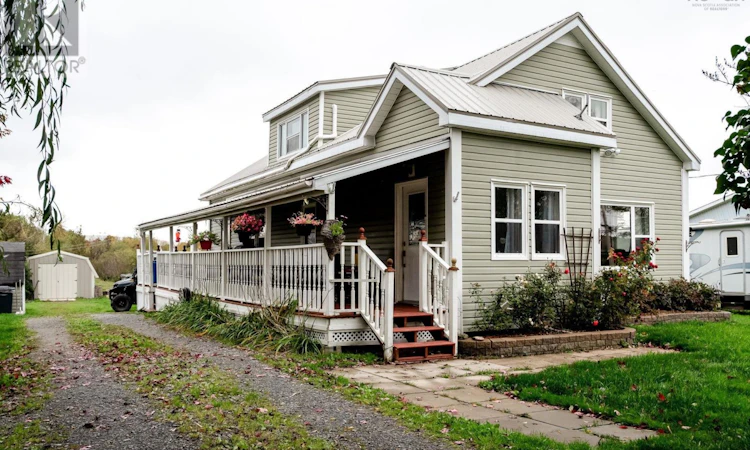 953 Middle Road