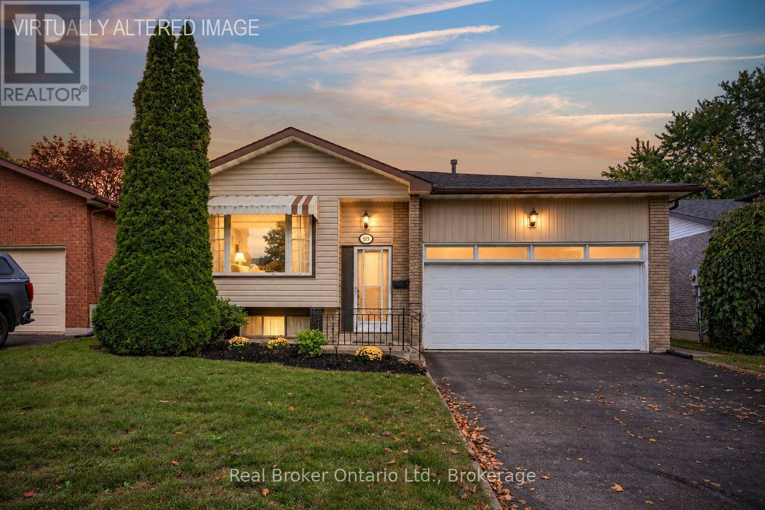 919 Exeter Street, Oshawa, ON, L1G 6R9