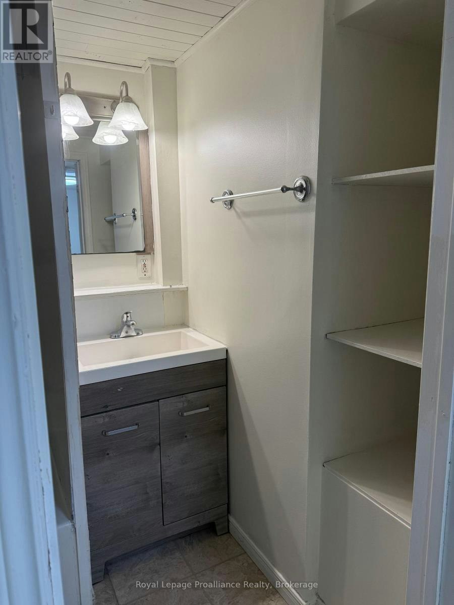 LOWER-939 Dainard Drive, Peterborough, ON, K9K 2A7 - 9