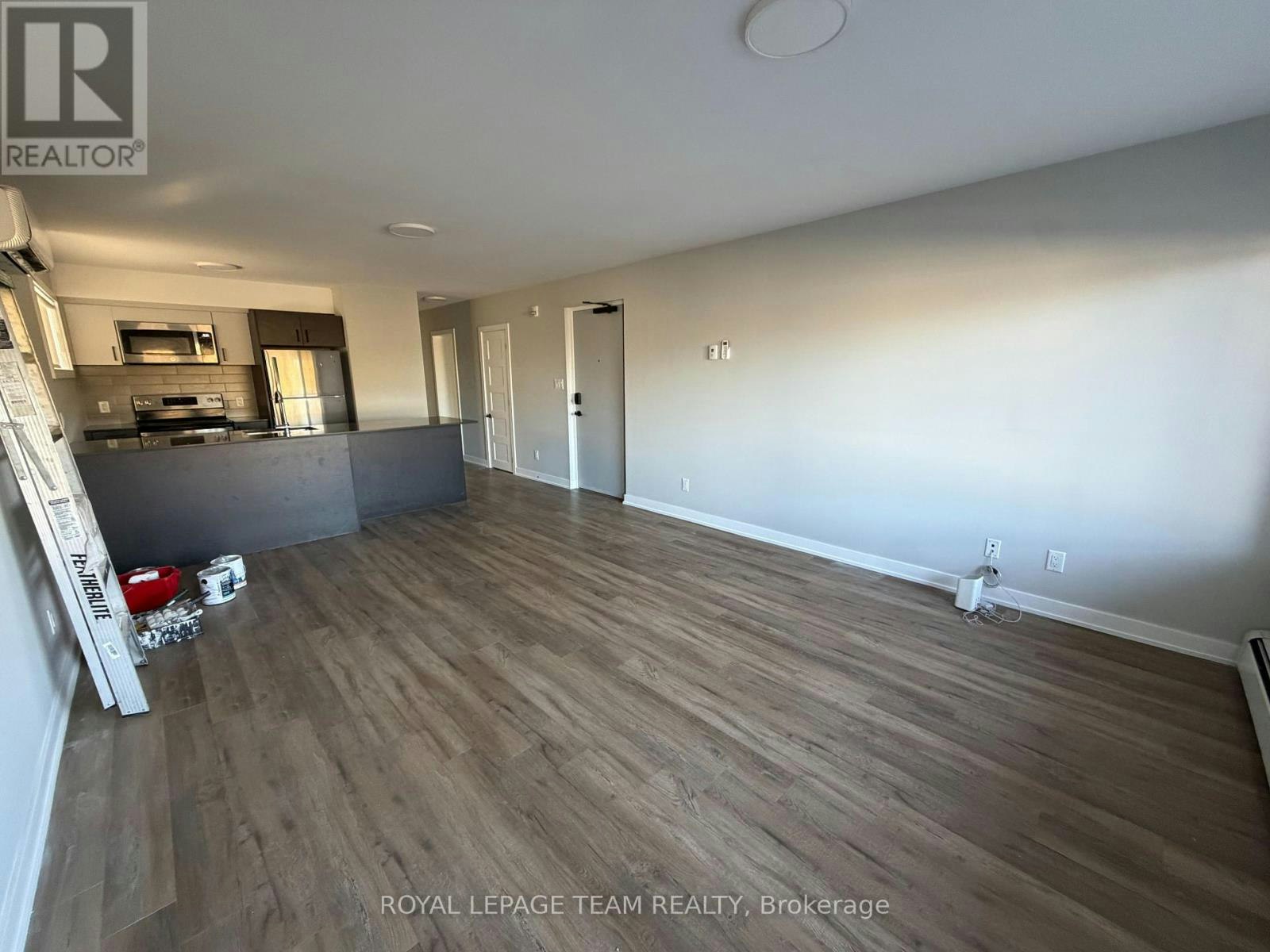 102-1305 Summerville Avenue, Ottawa, ON, K1Z 8G7 - 4