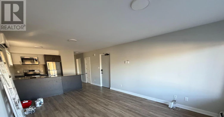 102-1305 Summerville Avenue, Ottawa, ON, K1Z 8G7 - 4