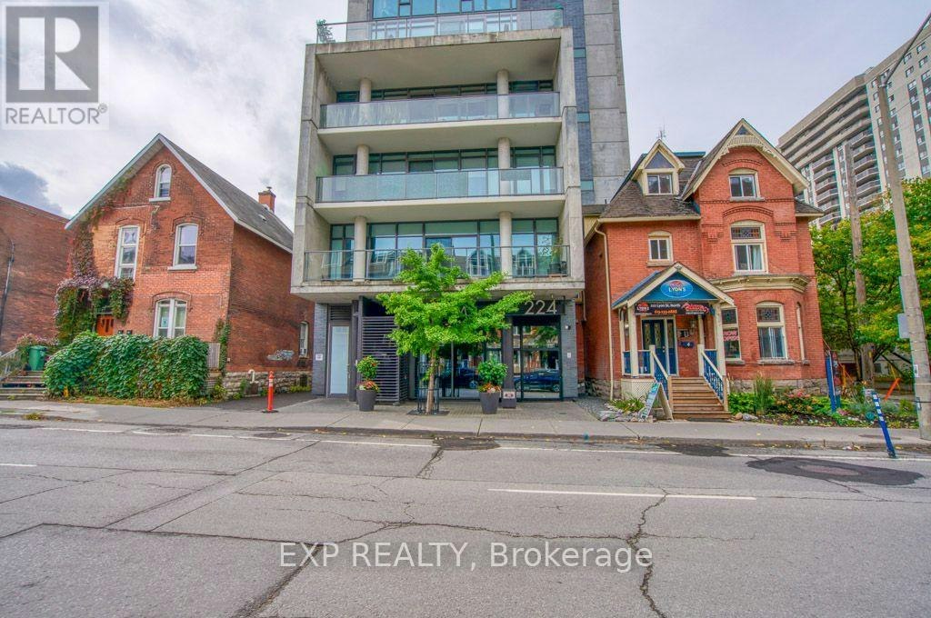 401-224 Lyon Street N, Ottawa, ON, K1R 0C1 - 2