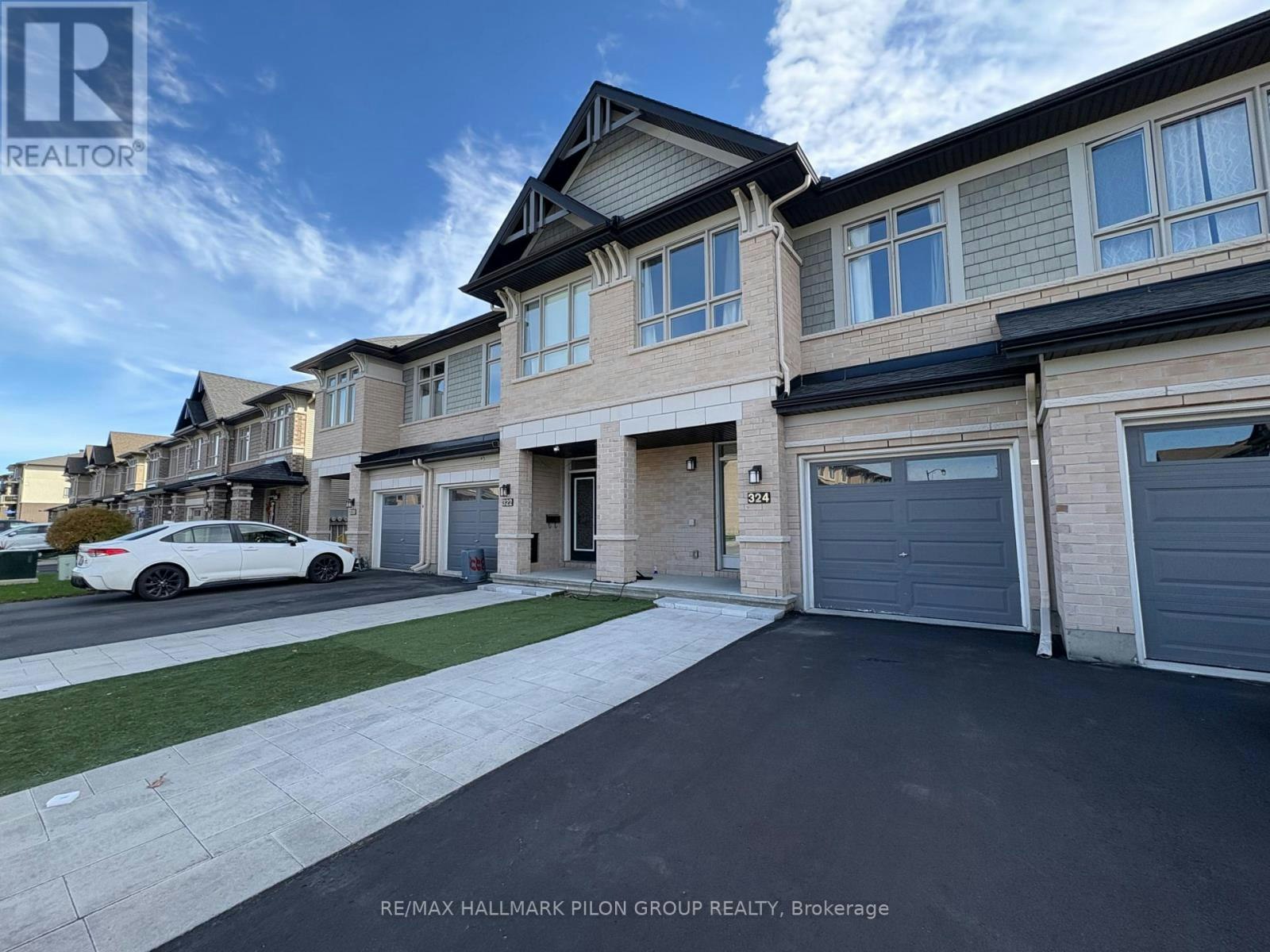 324 Rainrock Crescent, Ottawa, ON, K1W 0J7