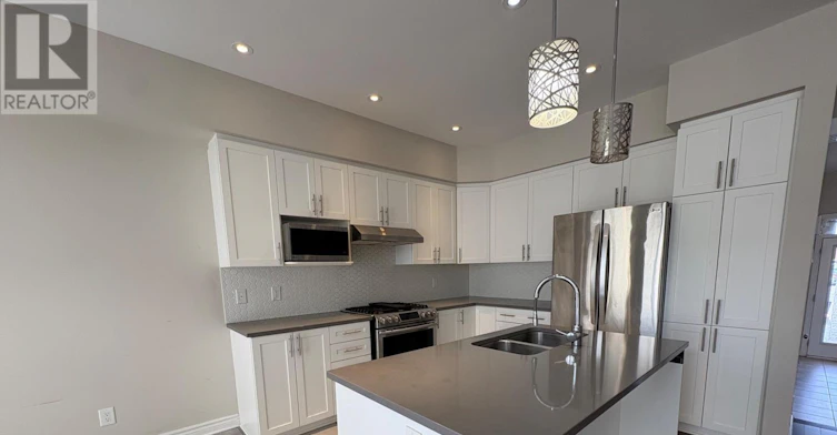 324 Rainrock Crescent, Ottawa, ON, K1W 0J7 - 3