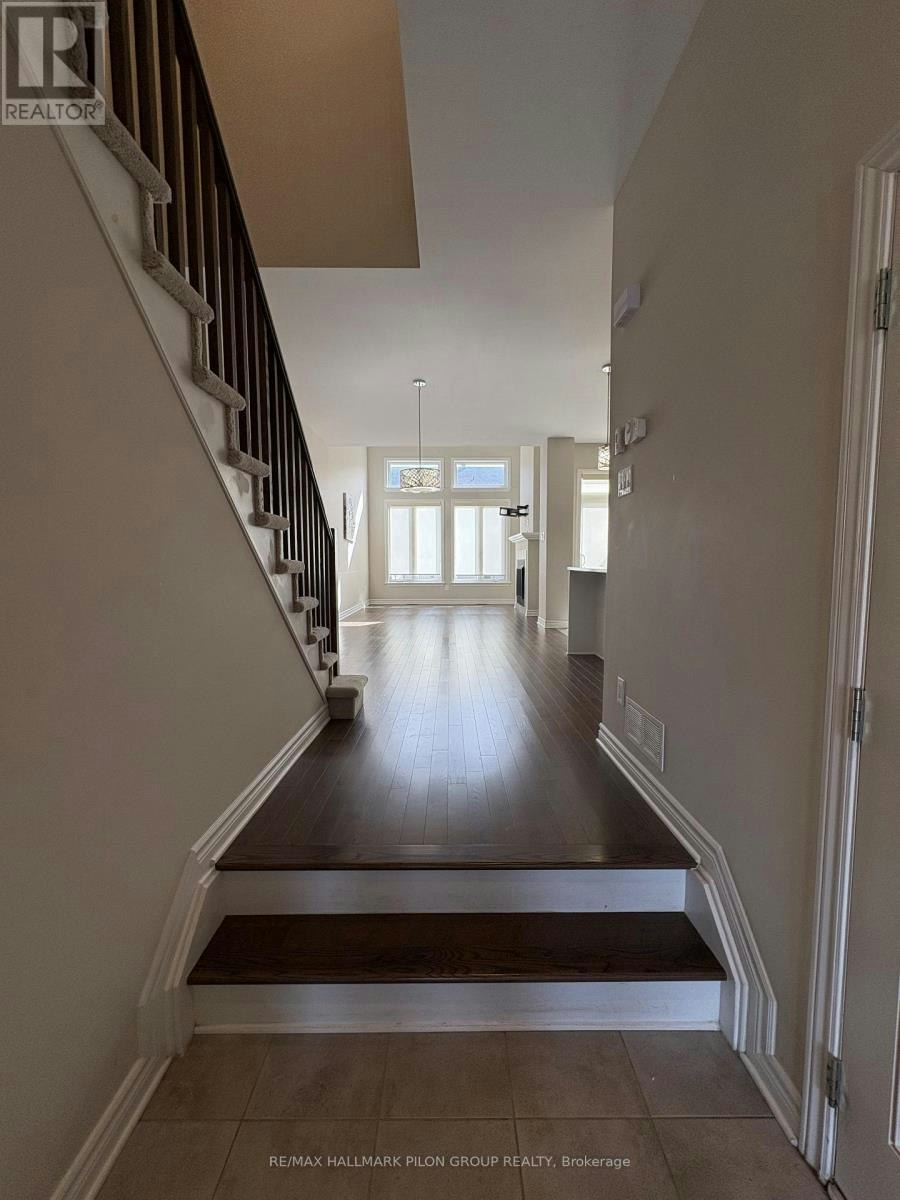 324 Rainrock Crescent, Ottawa, ON, K1W 0J7 - 8
