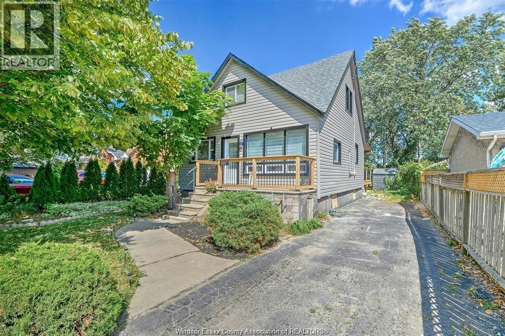 3262 Clemenceau, Windsor, ON, N8T 2R7