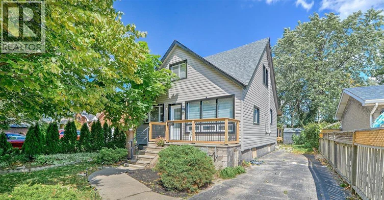 3262 Clemenceau, Windsor, ON, N8T 2R7