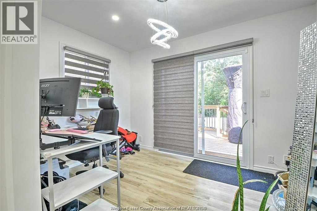 3262 Clemenceau, Windsor, ON, N8T 2R7 - 14