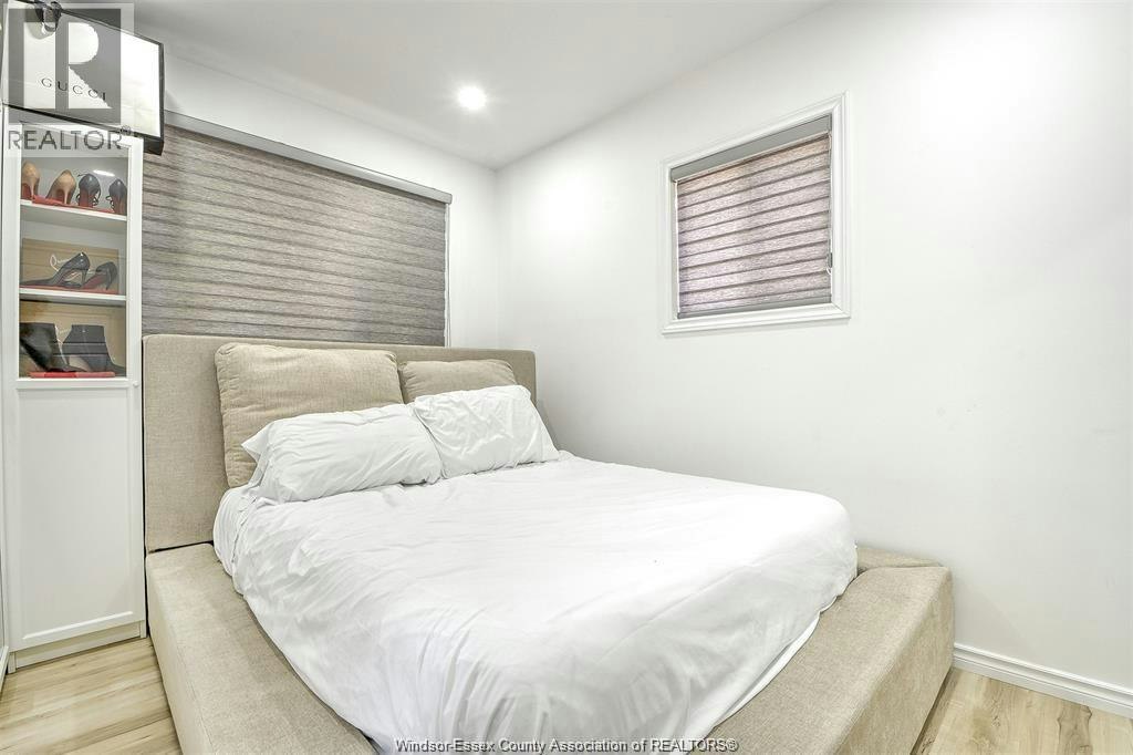 3262 Clemenceau, Windsor, ON, N8T 2R7 - 16