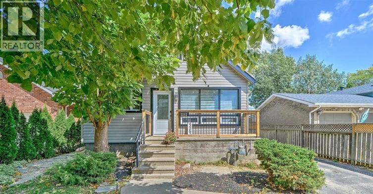 3262 Clemenceau, Windsor, ON, N8T 2R7 - 2