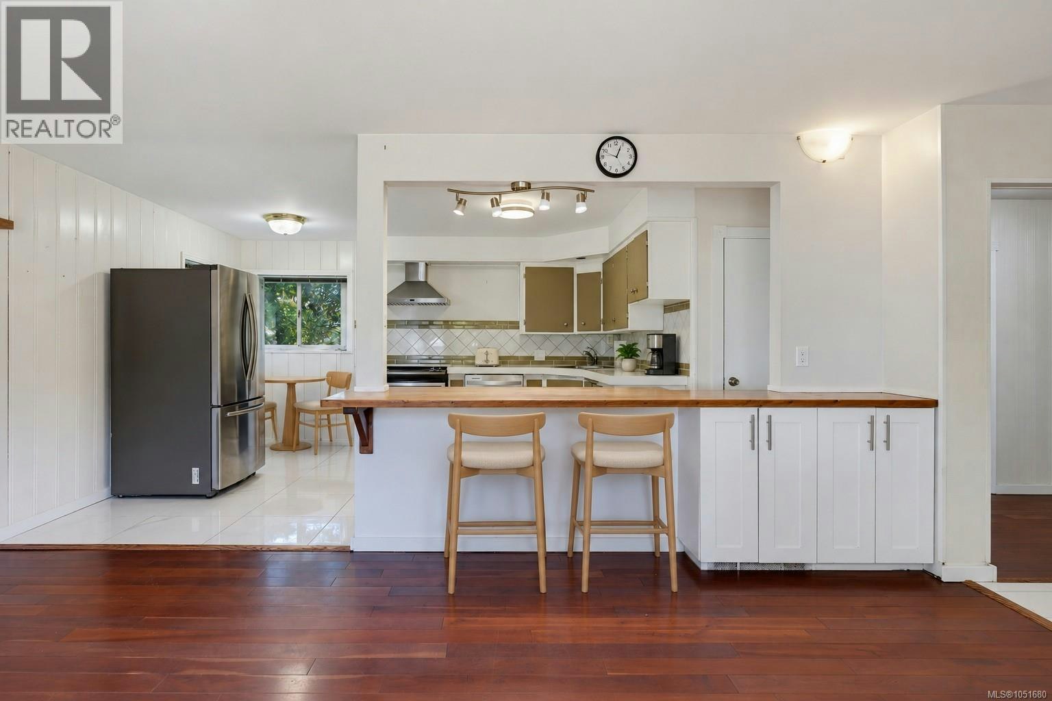 907 Mcadoo Place - 4