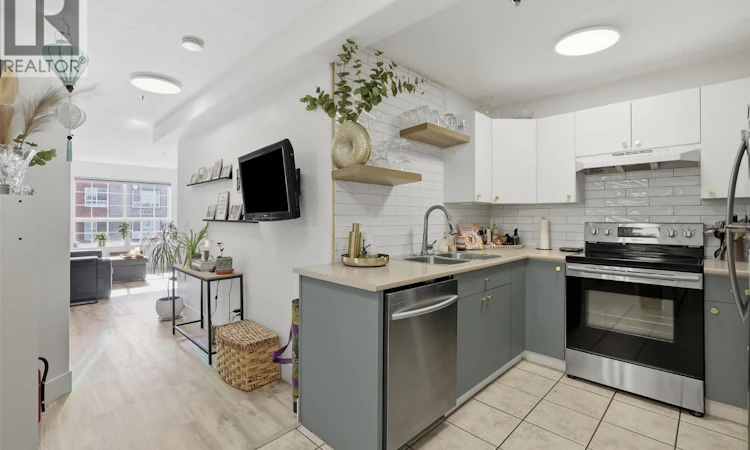312-554 Seymour Street